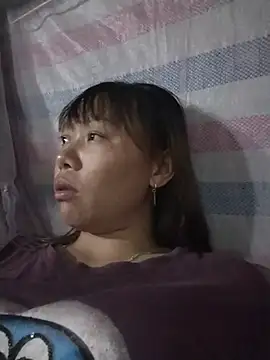 Snapshot of Bella-222 chatting on 2, 8, 2026 Bella-222 online show from 2, 8, 2026