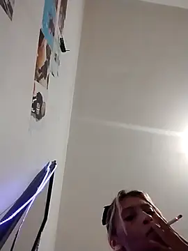 amairany27 online show from 24, 3, 2026