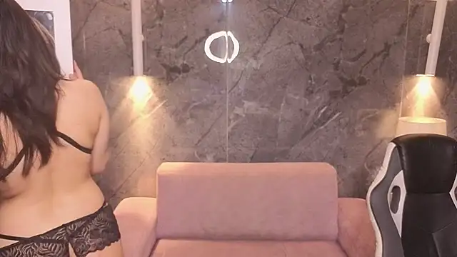 Valerie moon b online show from 10, 3, 2026