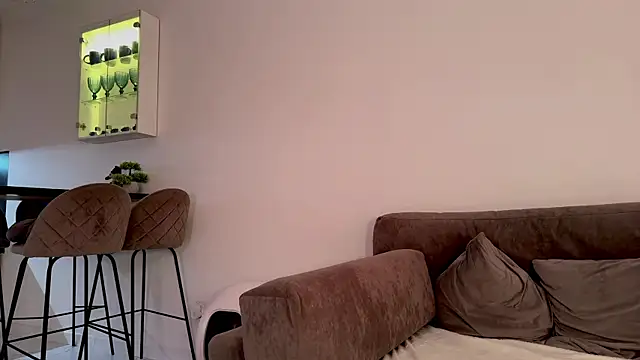 Snapshot of AuraXO chatting on 22, 7, 2026 AuraXO online show from 22, 7, 2026