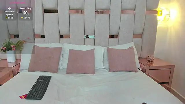  luna rossee  online show from 23, 2, 2026