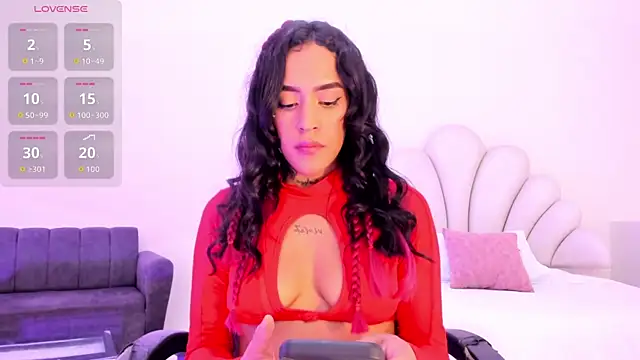 Snapshot of JazminRusso_ chatting on 24, 7, 2026 JazminRusso online show from 24, 7, 2026