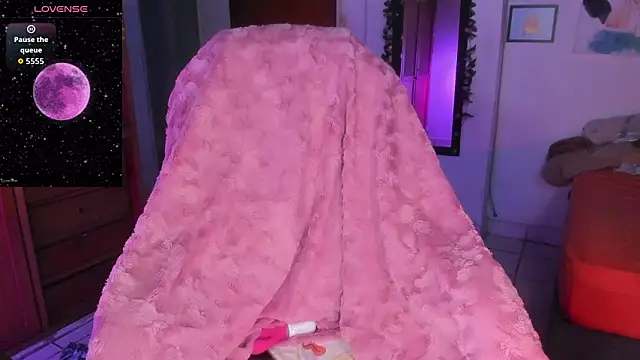 Snapshot of sunflowerr_ chatting on 21, 2, 2026 sunflowerr online show from 21, 2, 2026