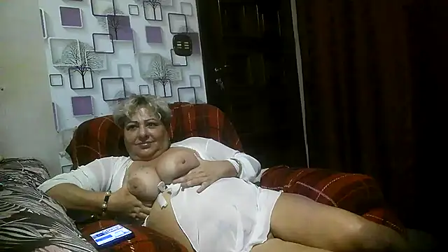 Snapshot of bialoba7 chatting on 23, 7, 2026 bialoba7 online show from 23, 7, 2026