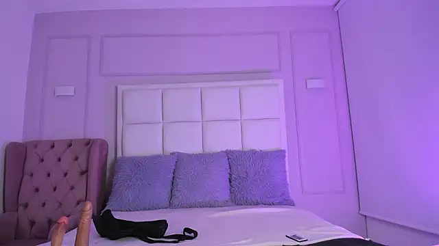 Snapshot of LiaJohnnson_ chatting on 2, 3, 2026 LiaJohnnson online show from 2, 3, 2026