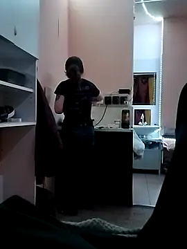 RoliNika22 online show from 4, 3, 2026