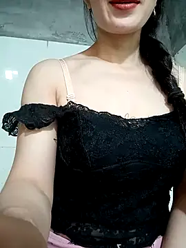 Snapshot of Vyvvyy69 chatting on 11, 7, 2026 Vyvvyy69 online show from 11, 7, 2026