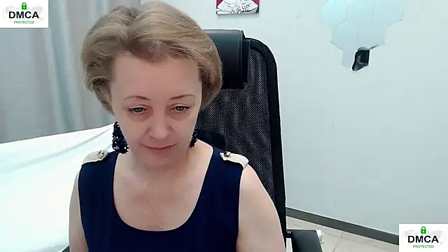 Snapshot of MONA_W chatting on 10, 5, 2026 MONA W online show from 10, 5, 2026