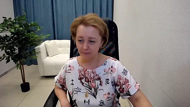 Snapshot of MONA_W chatting on 21, 5, 2026 MONA W online show from 21, 5, 2026