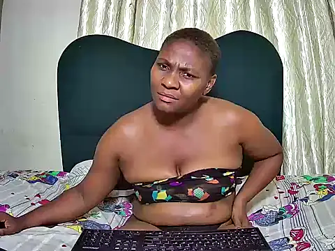 Snapshot of Exotic_FreakyQueen chatting on 31, 1, 2026 Exotic FreakyQueen online show from 31, 1, 2026