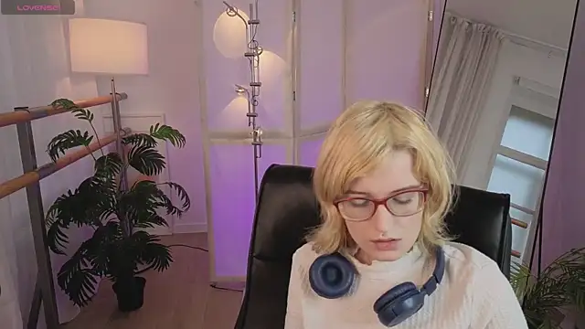 Akimo  online show from 2, 3, 2026