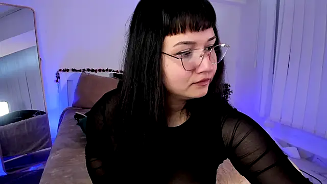 Briana Mayy online show from 29, 3, 2026