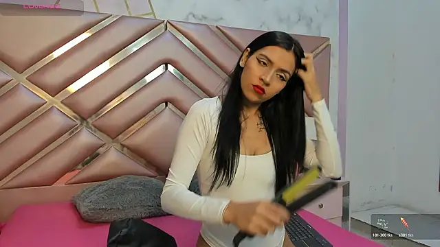 LauraRoot online show from 11, 2, 2026