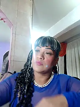 Snapshot of SabrinaColin chatting on 5, 2, 2026 SabrinaColin online show from 5, 2, 2026