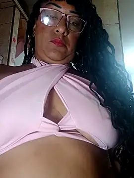 Snapshot of SabrinaColin chatting on 2, 3, 2026 SabrinaColin online show from 2, 3, 2026