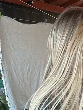 Ellie-rosee online show from 26, 2, 2026