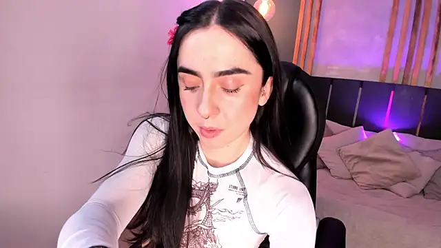 Snapshot of Luna_tagliaferri chatting on 12, 7, 2026 Luna tagliaferri online show from 12, 7, 2026