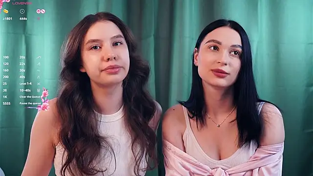 Snapshot of ZofiaSoshnik chatting on 6, 2, 2026 ZofiaSoshnik online show from 6, 2, 2026