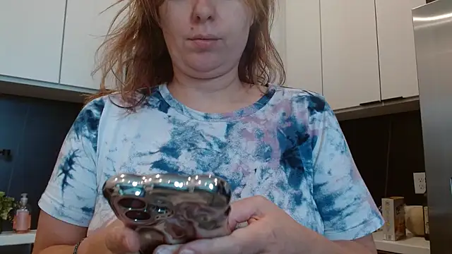Snapshot of HazelSkyesChat chatting on 6, 6, 2026 HazelSkyesChat online show from 6, 6, 2026