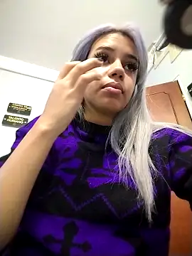 AlanaHouston online show from 7, 3, 2026