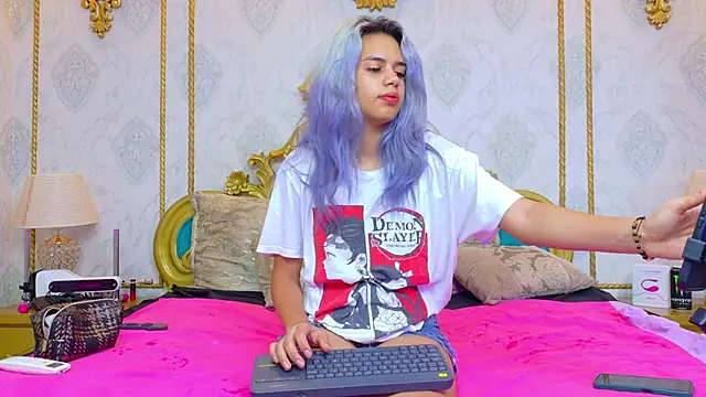 AlanaHouston online show from 22, 5, 2026