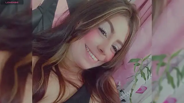 Snapshot of Rosario_96 chatting on 19, 4, 2026 Rosario 96 online show from 19, 4, 2026