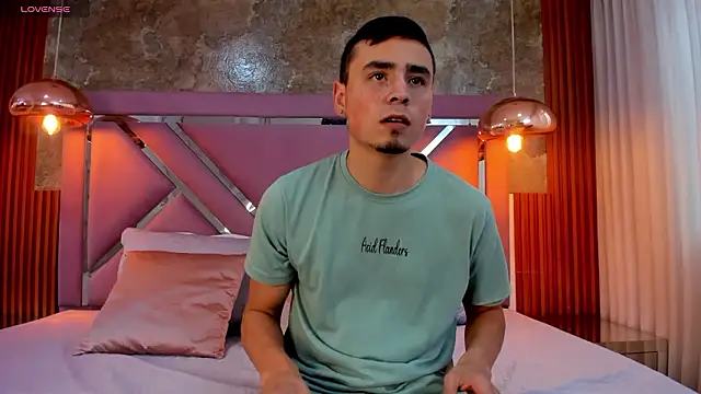 ChloeandAdam online show from 8, 3, 2026