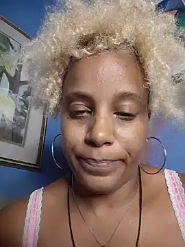 Snapshot of BadGyalGem chatting on 17, 5, 2026 BadGyalGem online show from 17, 5, 2026