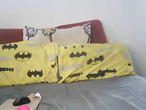 Snapshot of minniemoreee chatting on 19, 2, 2026 minniemoreee online show from 19, 2, 2026