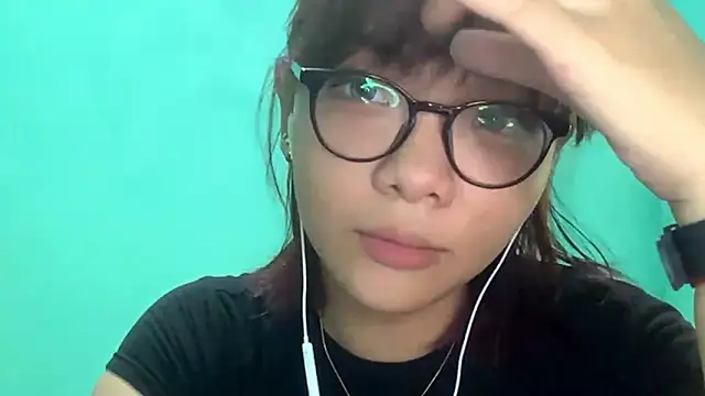 TerisaYellow online show from 3, 2, 2026