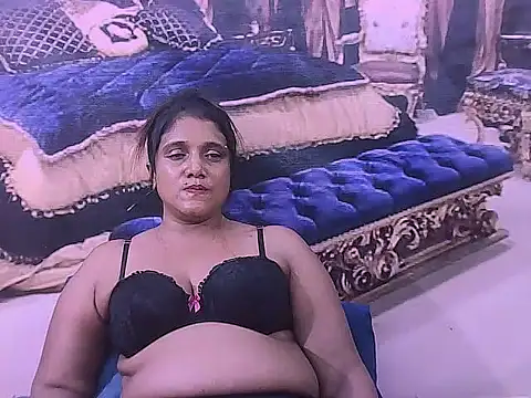 IndianSexyLady20 online show from 18, 2, 2026