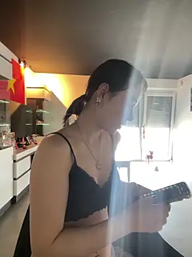 Snapshot of Just-Lilly chatting on 9, 4, 2026 Just-Lilly online show from 9, 4, 2026