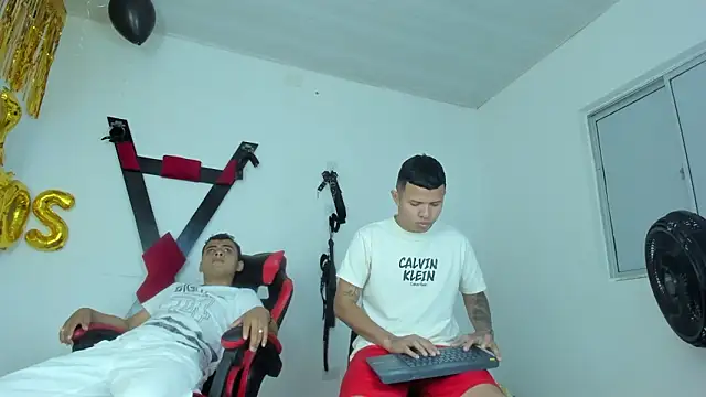 Steven and Camilo18 online show from 3, 2, 2026