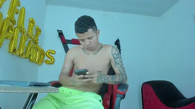 Steven and Camilo18 online show from 11, 2, 2026