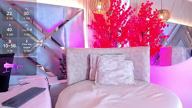 Snapshot of EmmaLovve chatting on 20, 2, 2026 EmmaLovve online show from 20, 2, 2026