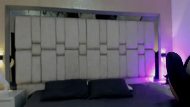 Snapshot of ValeryCooper18 chatting on 3, 2, 2026 ValeryCooper18 online show from 3, 2, 2026