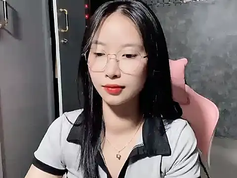 Linne6789 online show from 4, 3, 2026