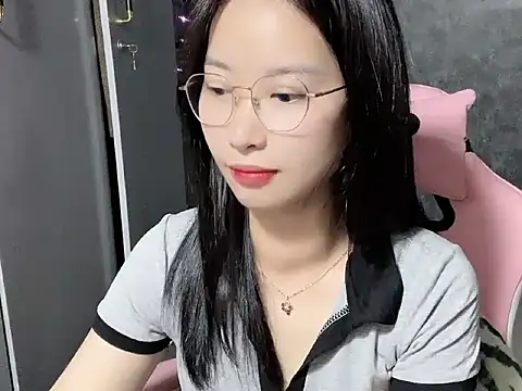 Linne6789 online show from 12, 3, 2026