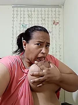 Snapshot of BustySexy_Nataly chatting on 30, 5, 2026 BustySexy Nataly online show from 30, 5, 2026