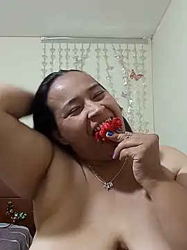 Snapshot of BustySexy_Nataly chatting on 21, 6, 2026 BustySexy Nataly online show from 21, 6, 2026