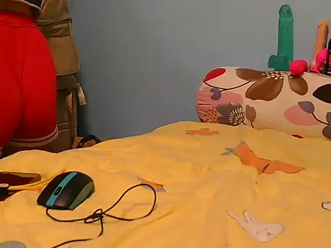 Yummyamasha online show from 3, 3, 2026