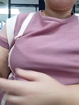 Yummyamasha online show from 3, 6, 2026