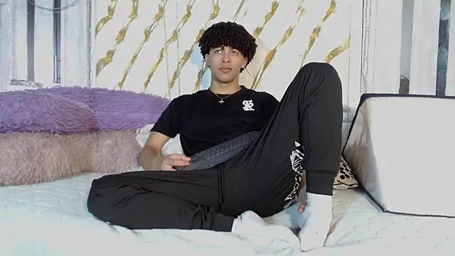 ian smith  online show from 10, 4, 2026