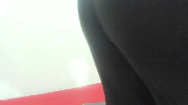 Snapshot of mature_gold1 chatting on 28, 4, 2026 mature gold1 online show from 28, 4, 2026