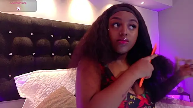 Snapshot of Aitana_Oliveira chatting on 17, 2, 2026 Aitana Oliveira online show from 17, 2, 2026