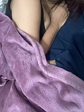 Snapshot of couple7v17d chatting on 9, 2, 2026 couple7v17d online show from 9, 2, 2026