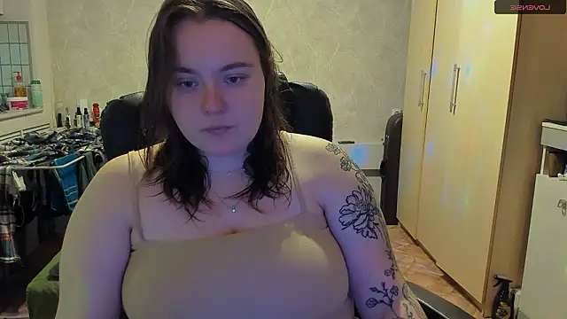 Snapshot of katya_idinax chatting on 16, 2, 2026 katya idinax online show from 16, 2, 2026