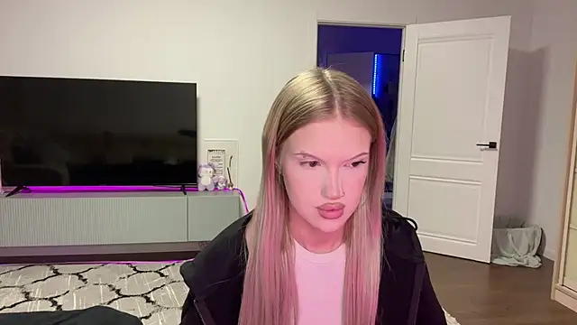 Snapshot of DannSago chatting on 24, 2, 2026 DannSago online show from 24, 2, 2026