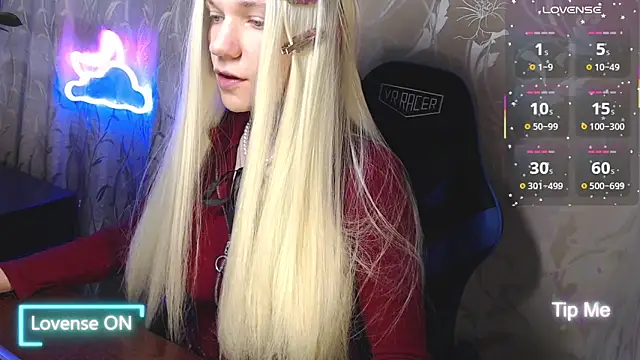 Shiny Victoria online show from 19, 3, 2026