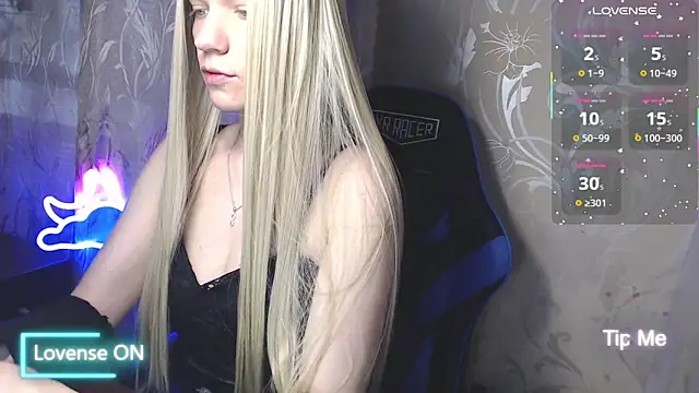 Shiny Victoria online show from 26, 5, 2026